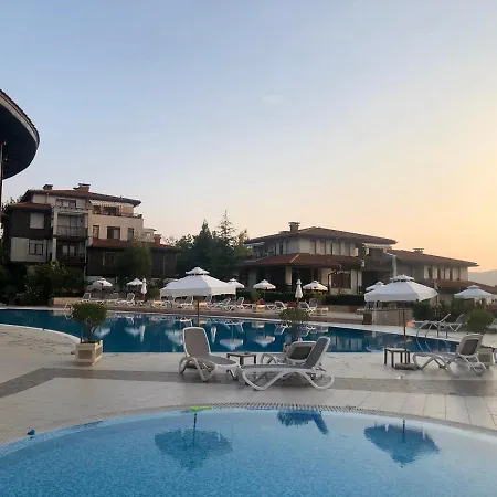 Sunny Santa Marina Apartment *