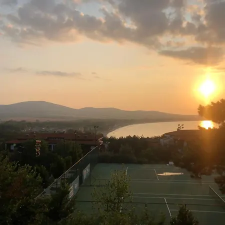 Sunny Santa Marina Apartment Sozopol